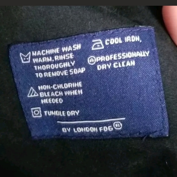 **SOLD** London Fog Trenchcoat Raincoat - Picture 8 of 8